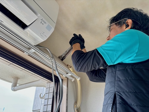 購入 価格 値段 室外機 修理 冷房 でない 効かない エアコン 部屋 移動 交換 賃貸 引っ越し 室外機 部屋 いらない 取り付け 取り外し 外す つける 配管 隠蔽配管