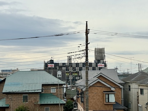 壊れた 回らない 換気扇 故障 レンジフード 動かない LED 天井 雨漏り ドアホントイレ 24時間 モ ーター 浴室 三菱 賃貸 引っ越し 室外機 部屋 移動 天井 埋込