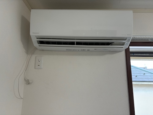 価格 値段 室外機 修理 冷房 でない 効かない エアコン 部屋 移動 交換 賃貸 引っ越し 室外機 部屋 いらない 取り付け 取り外し 外す つける 配管 隠蔽配管
