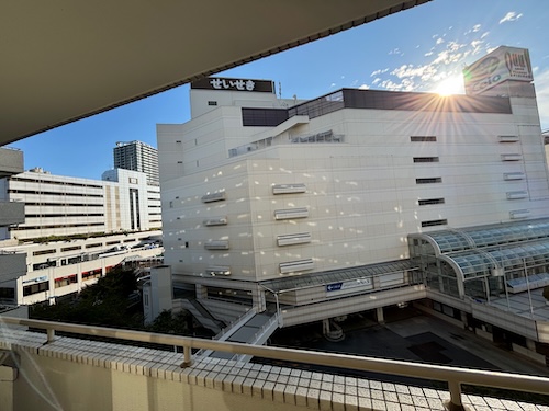 ブレーカー 業者 EV用  マンション PHEV 壊れた 明るくない きれい 換気扇 故障 わからない 早い 電源 swich ライト ドアホン 潜行 配管 先行配管 やめる 壁の中 隠蔽配管