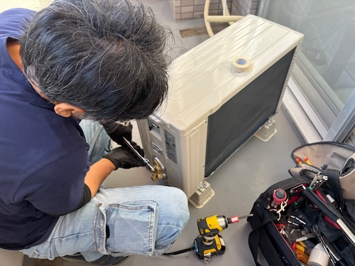 効かない 部屋 移動 交換 引っ越し 部屋 いらない 外す つける 隠蔽配管 暖かくない 暖まらない電気 新築 つかない コンセント増設