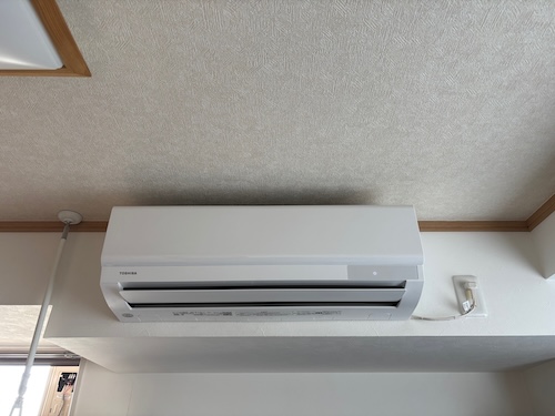 工事 200v 口数 プラグイン 200V 配線 ケーブル 2,6mm 2mm 2,6ミリ 2ミリ 距離 長い きれい 車庫 横 さくら SAKURA 差し込み口 増やす 方法 増設 屋外 壁の中 工事 費用 配線